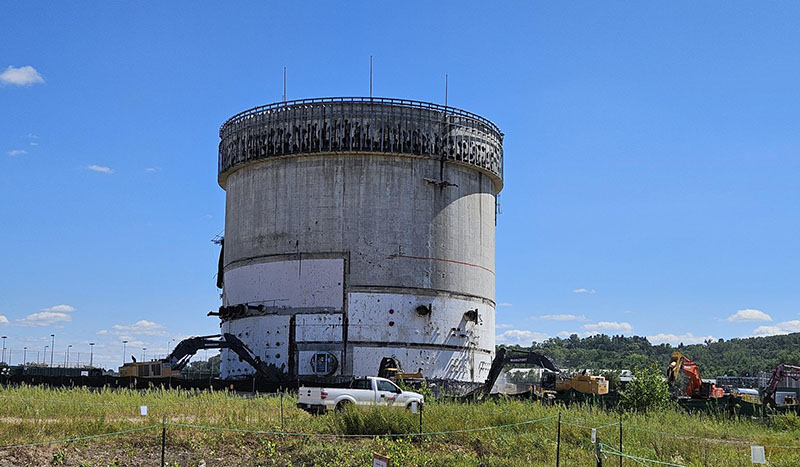 In this photo, crews begin work to remove layers from the bottom of the containment structure. This project was the last major step in the decommissioning of Fort Calhoun Station.